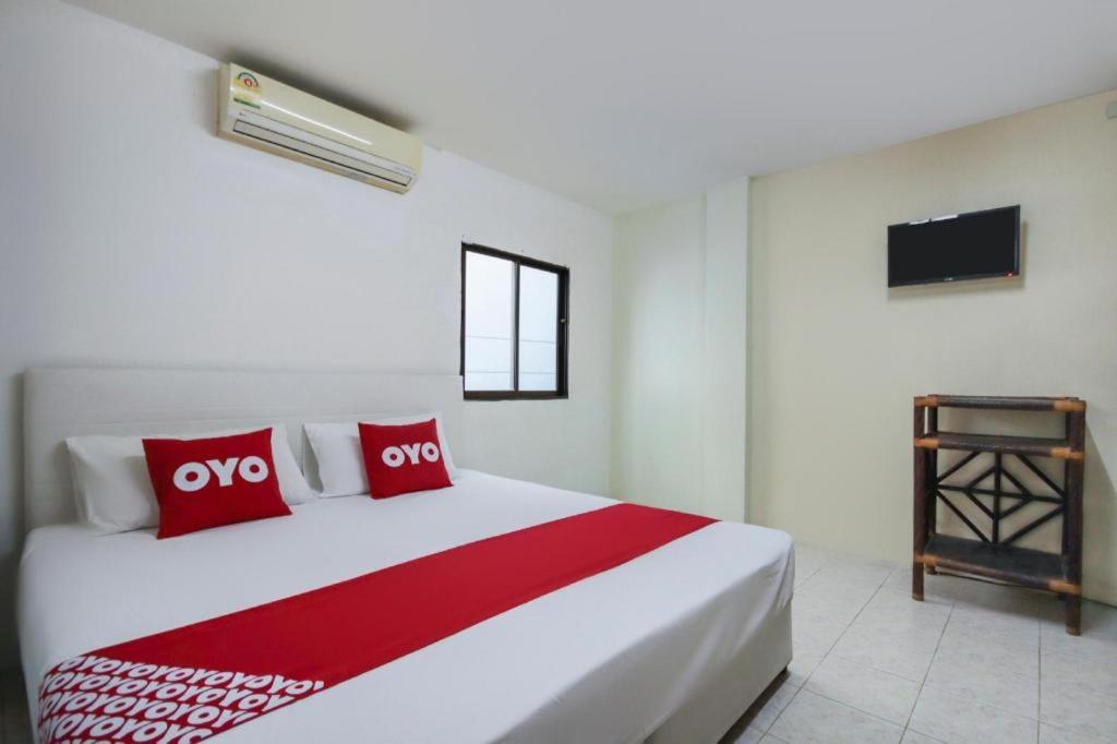 Oyo 885 And Me House Hotel Patong
