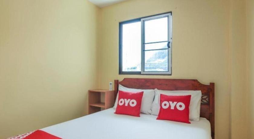 Oyo 885 And Me House 2* Patong