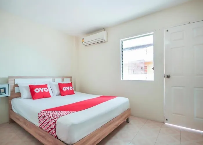 Oyo 885 You And Me House