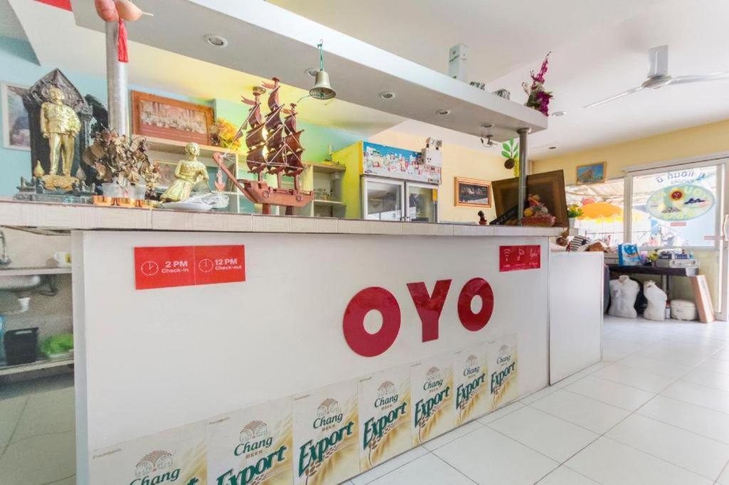 Hotel Oyo 885 And Me House
